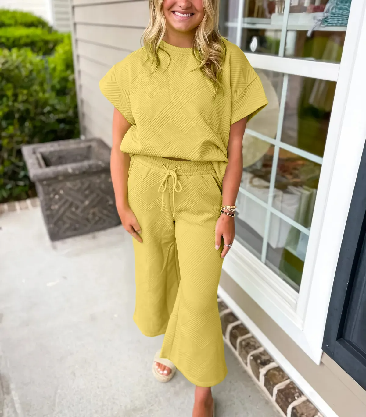 MAVENRO - Women's Textured Luxury Lounge Set